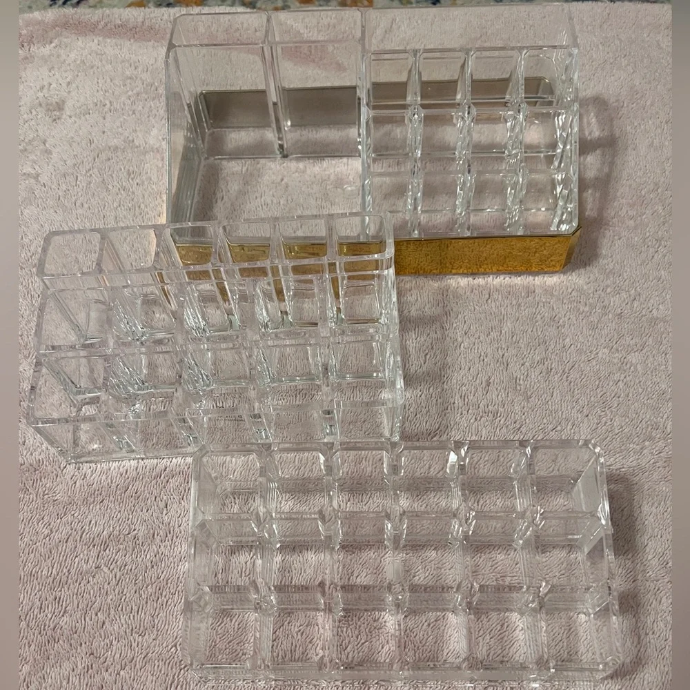 Set of 3 Clear Acrylic Cosmetic Makeup vanity Organizers Bathroom, lipstick